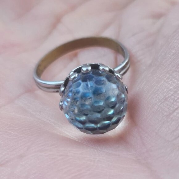 Jewelry - Vintage Ring Blue Tone Crystal Silver Tone Fashion Jewelry Ring Size